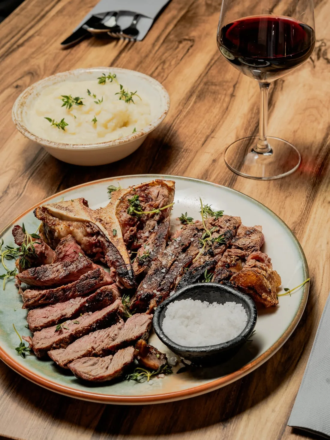Beef from the grill with sides